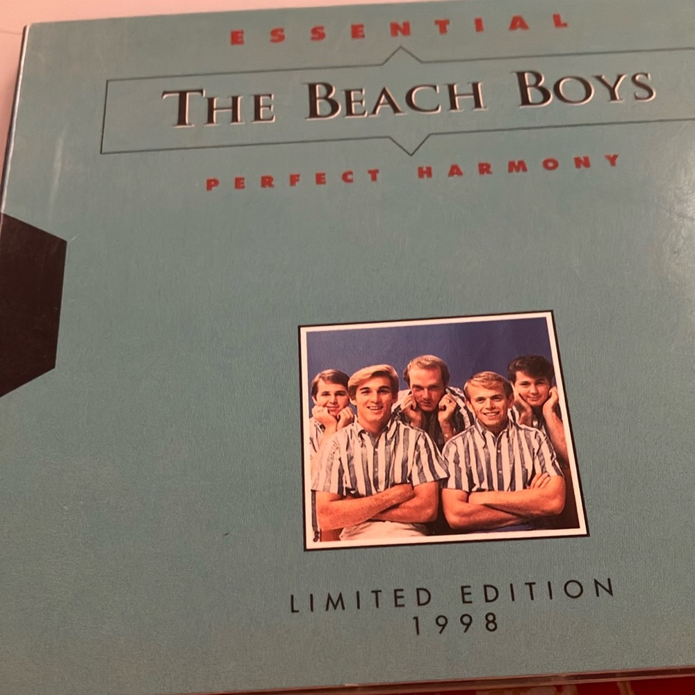 Essential beach boys 1998 limited edition cd